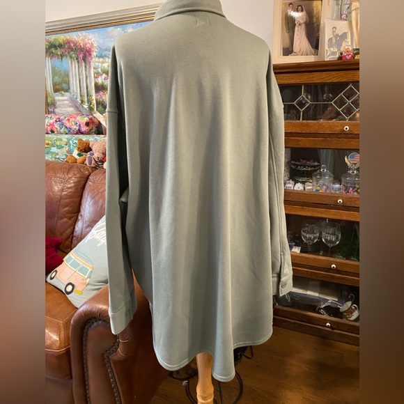 GAP Button up fleece lined Shirt Jacket🩵 - Picture 7 of 11